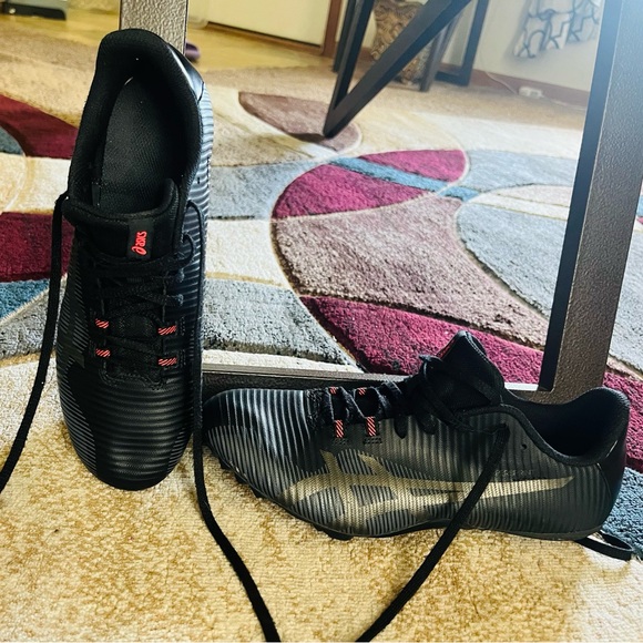 ♦️♦️ASICS Hypersprint 8♦️♦️ - Picture 2 of 5